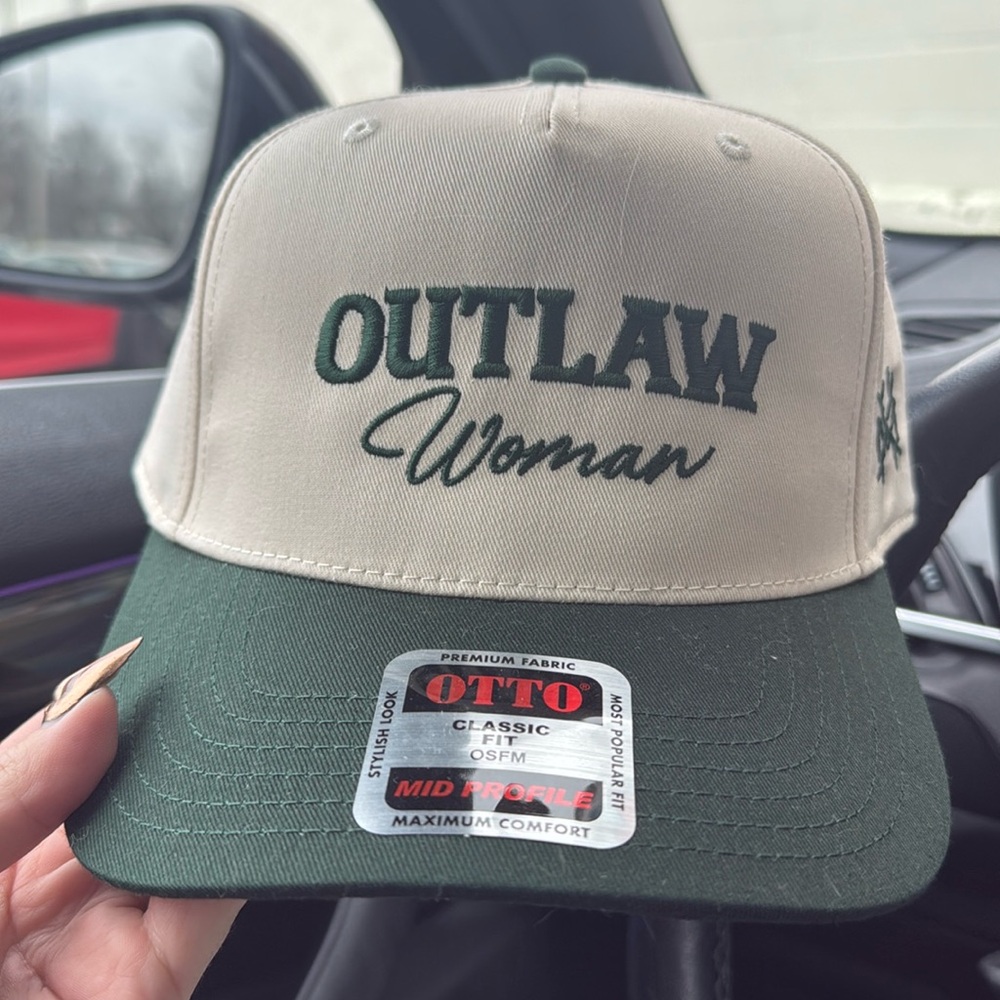 trucker hat